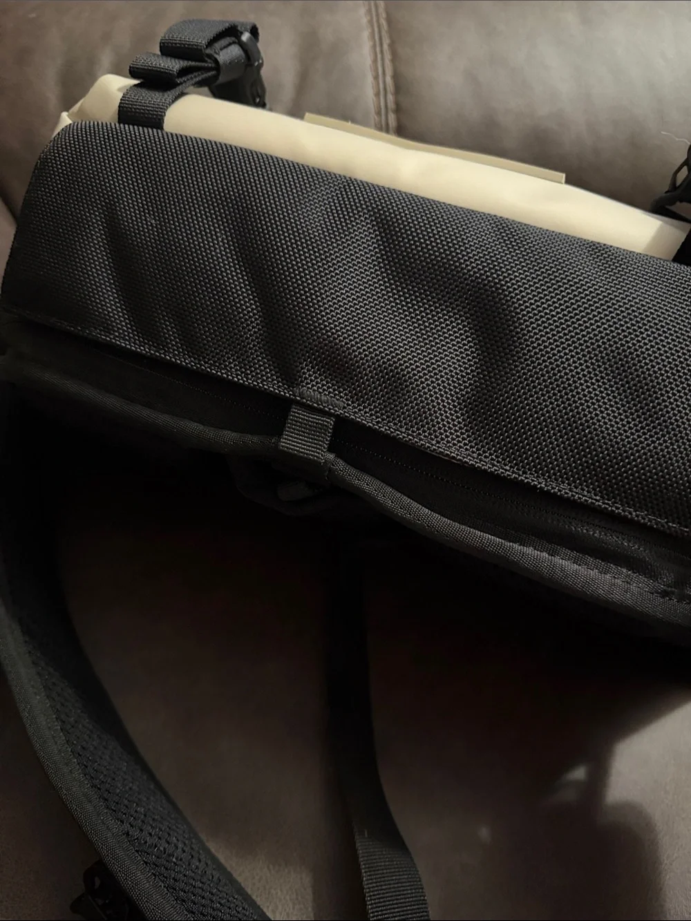 Wandrd Rouge 6L Sling Version 1 in Yuma Tan